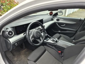 Mercedes-Benz E 220, снимка 9