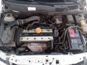 Opel Astra 2.0 benzin, снимка 4