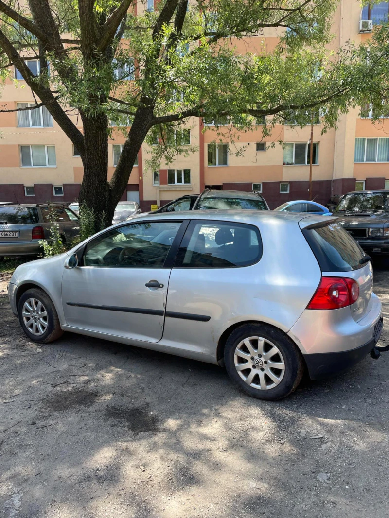 VW Golf, снимка 6 - Автомобили и джипове - 46840640