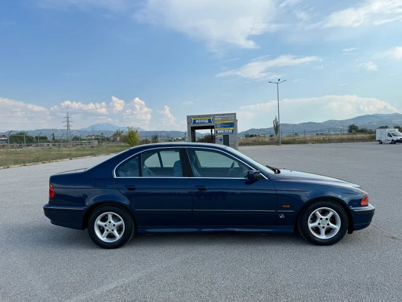 BMW 520, снимка 5 - Автомобили и джипове - 47143425