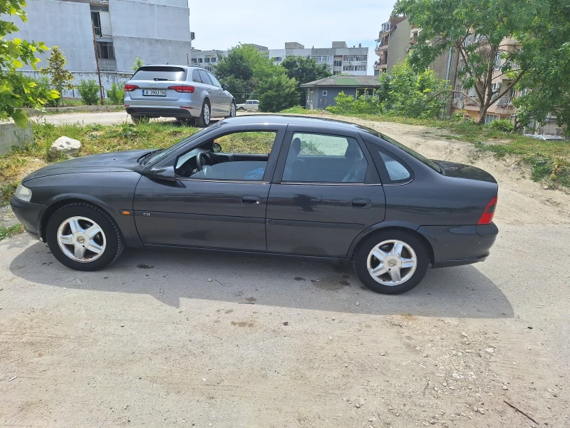 Opel Vectra Вектра Б, снимка 3 - Автомобили и джипове - 47450755