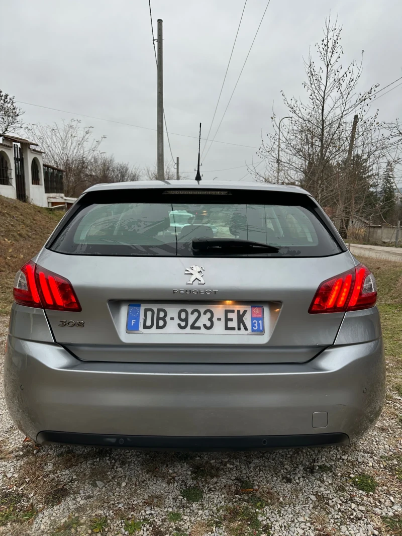 Peugeot 308 1.6 HDI 116к.с. Навигация, 6 скорости, снимка 8 - Автомобили и джипове - 48241114