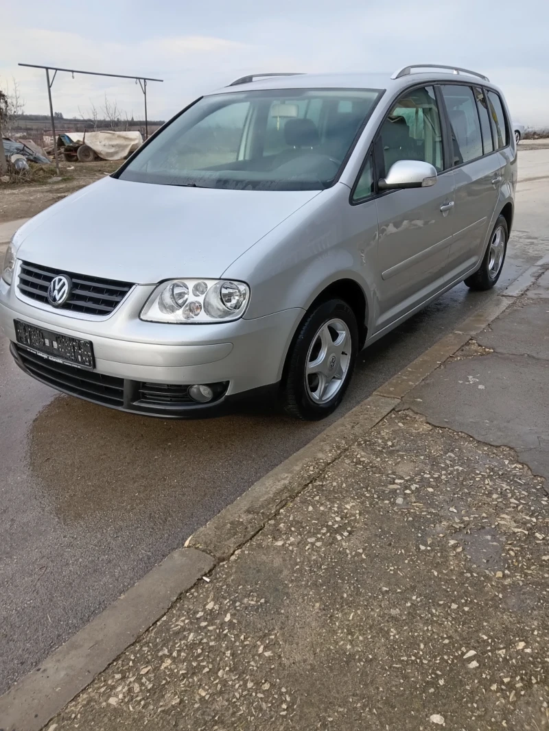 VW Touran 1.9 105 коня 6 скорости , снимка 3 - Автомобили и джипове - 48442166