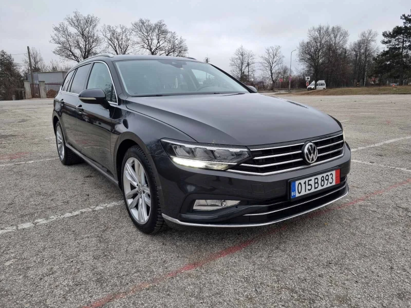 VW Passat 2.0TDI Elegance Face 190кс Digital Distr LED Кожа , снимка 2 - Автомобили и джипове - 48726619