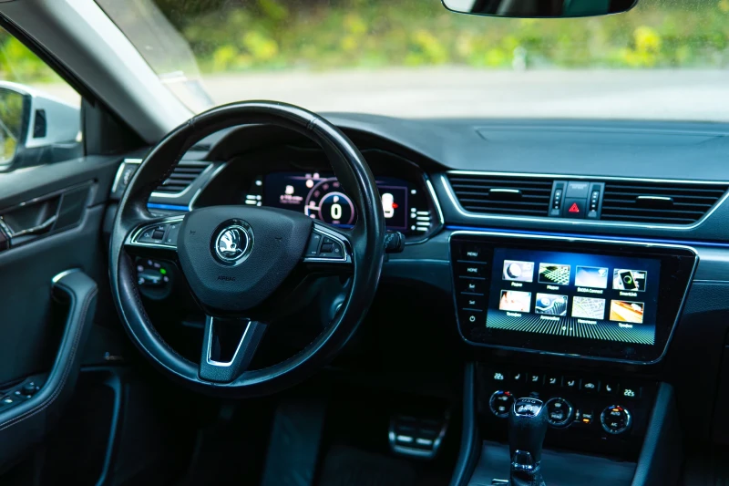 Skoda Superb 2, 0TFSI Scout 4x4, снимка 11 - Автомобили и джипове - 52649699