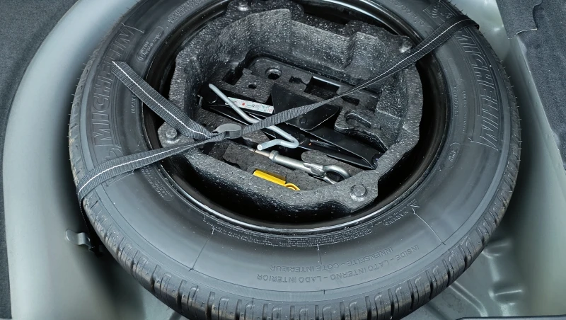 Peugeot 508 2.0HDi Aut., снимка 17 - Автомобили и джипове - 52320495