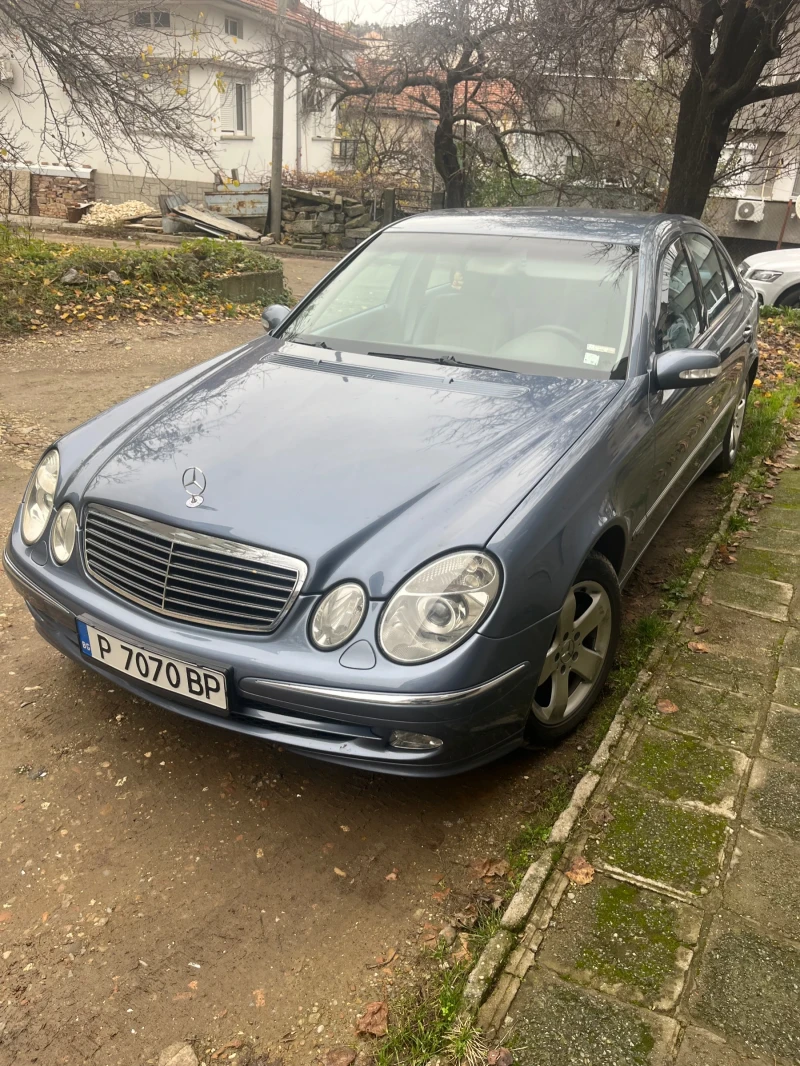 Mercedes-Benz E 270, снимка 5 - Автомобили и джипове - 52516750