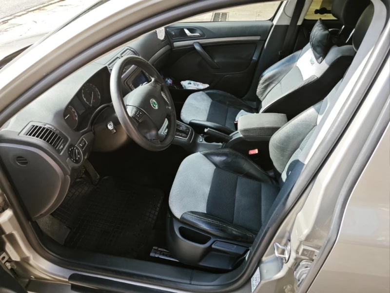 Skoda Octavia 2.0 TDI BMM, снимка 10 - Автомобили и джипове - 52671709
