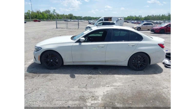 BMW 330, снимка 13 - Автомобили и джипове - 52912005