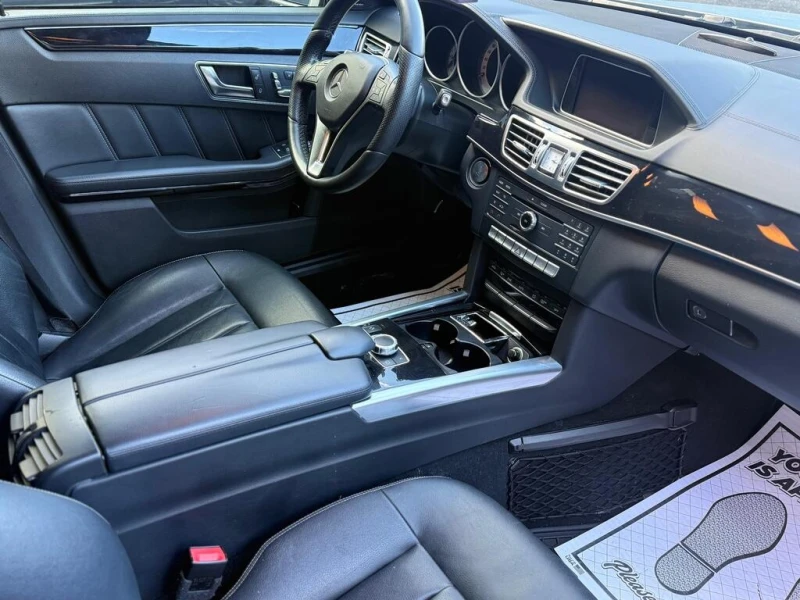 Mercedes-Benz E 400 * AMG PCKG * CARFAX * БЕЗ ПЪРВОНАЧАЛНА ВНОСКА, снимка 7 - Автомобили и джипове - 52727457