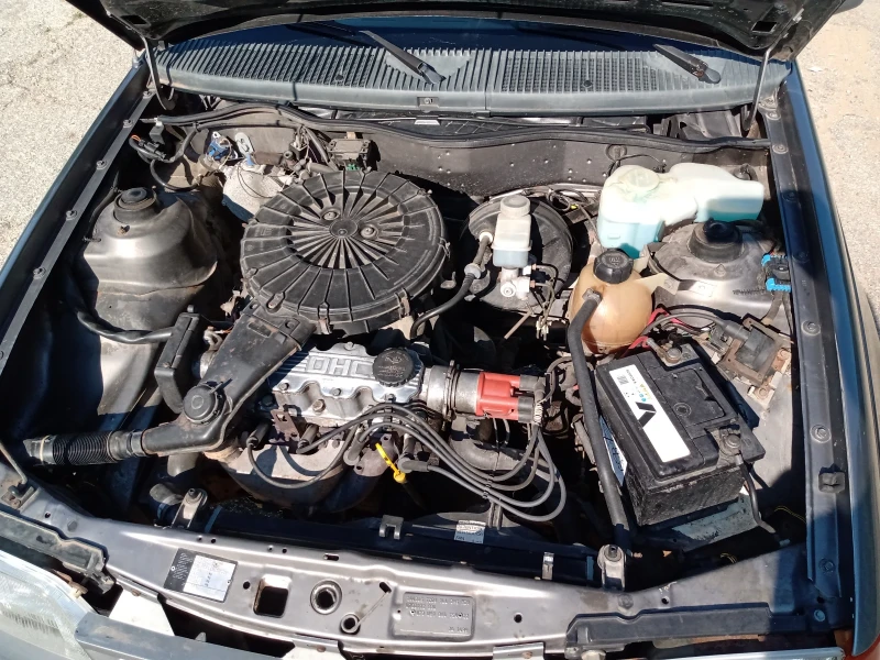 Opel Kadett Е 1.4i, снимка 11 - Автомобили и джипове - 53026577