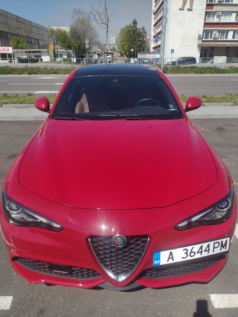 Alfa Romeo Giulia 2.0 Ti RWD, снимка 4 - Автомобили и джипове - 53105526