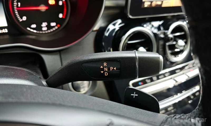 Mercedes-Benz C 220, снимка 9 - Автомобили и джипове - 53245502