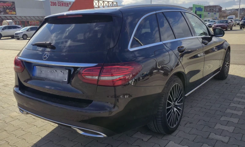 Mercedes-Benz C 220, снимка 8 - Автомобили и джипове - 53441192