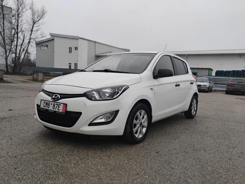 Hyundai I20 1.2 бензин /газ , снимка 2 - Автомобили и джипове - 53452864