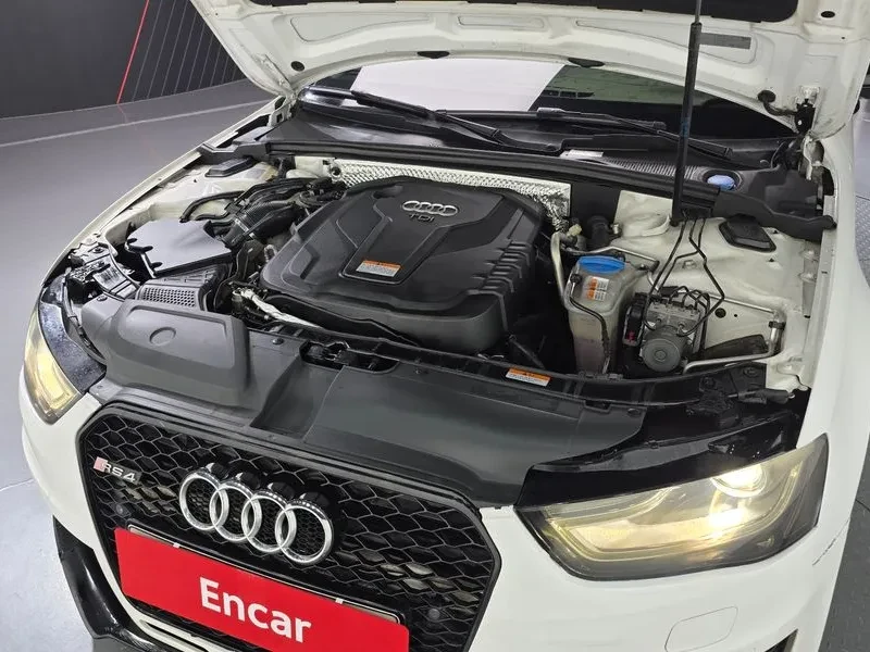 Audi A4, снимка 12 - Автомобили и джипове - 54831442