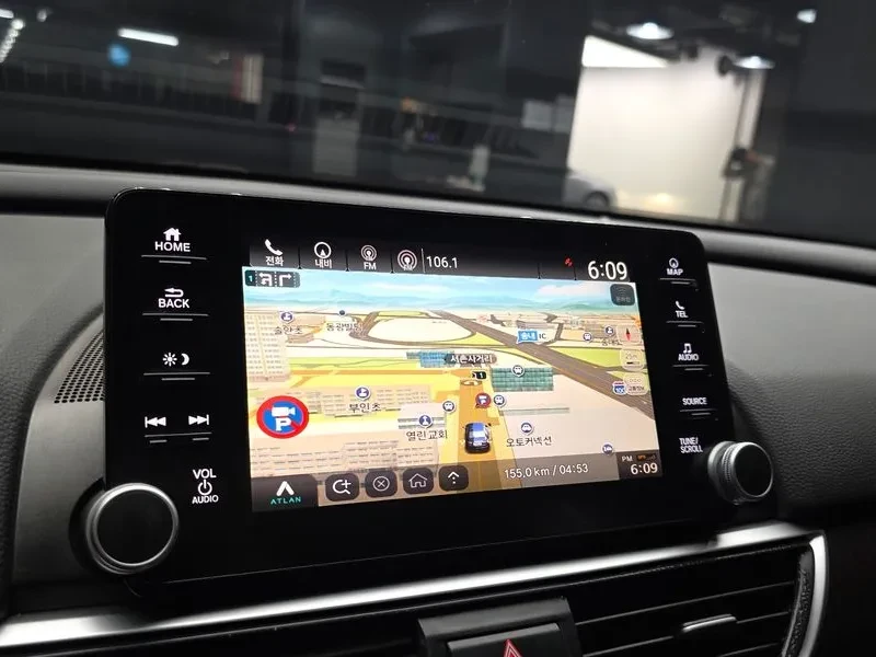 Honda Accord 2.0 Hybrid - САМО 30% АВАНС!, снимка 15 - Автомобили и джипове - 55440345