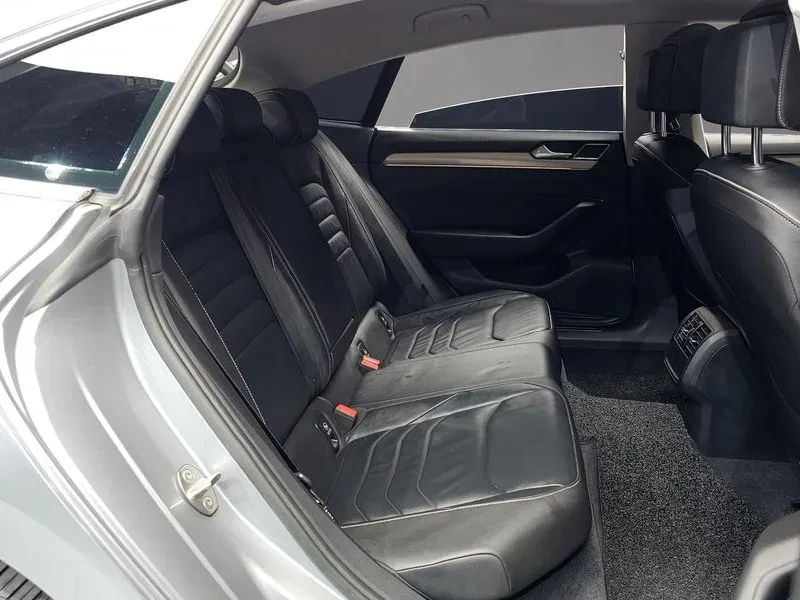 VW Arteon 2.0 Tdi Premium, снимка 11 - Автомобили и джипове - 56356863