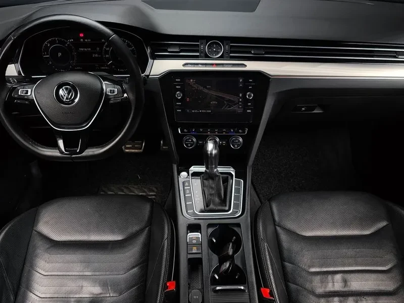 VW Arteon 2.0 Tdi Premium, снимка 7 - Автомобили и джипове - 56356863