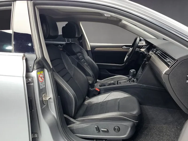 VW Arteon 2.0 Tdi Premium, снимка 12 - Автомобили и джипове - 56356863