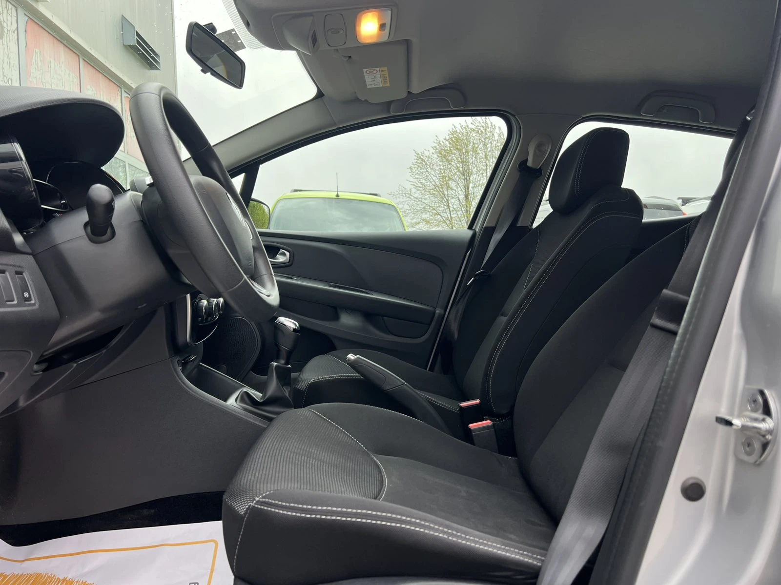 Renault Clio IV 0.9 TCe / 90 к.с. / ГАРАНЦИЯ - изображение 7