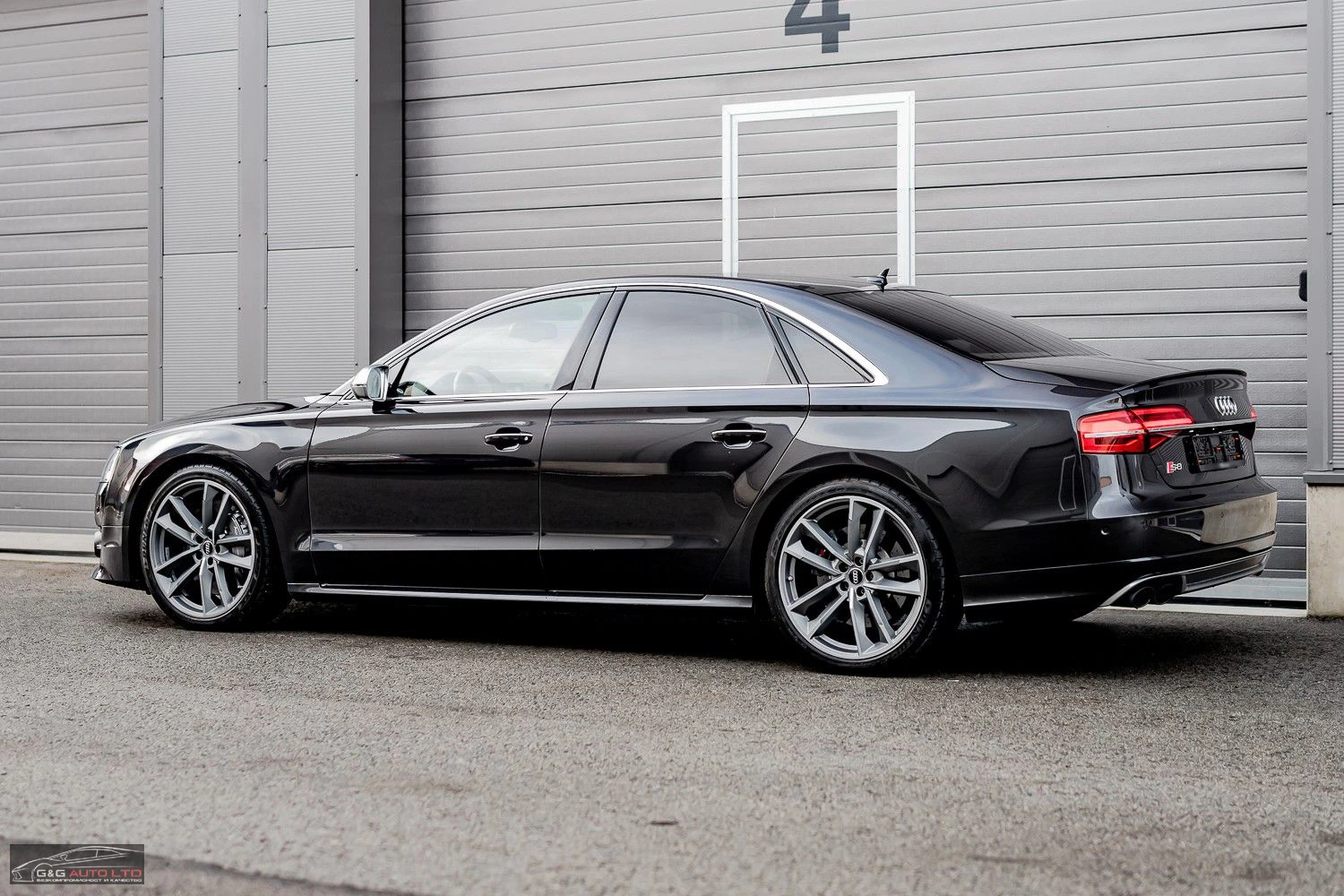 Audi S8 PLUS/605HP/CERAMIC/NIGHT/3XTV/QUATTRO/360/544v - изображение 4