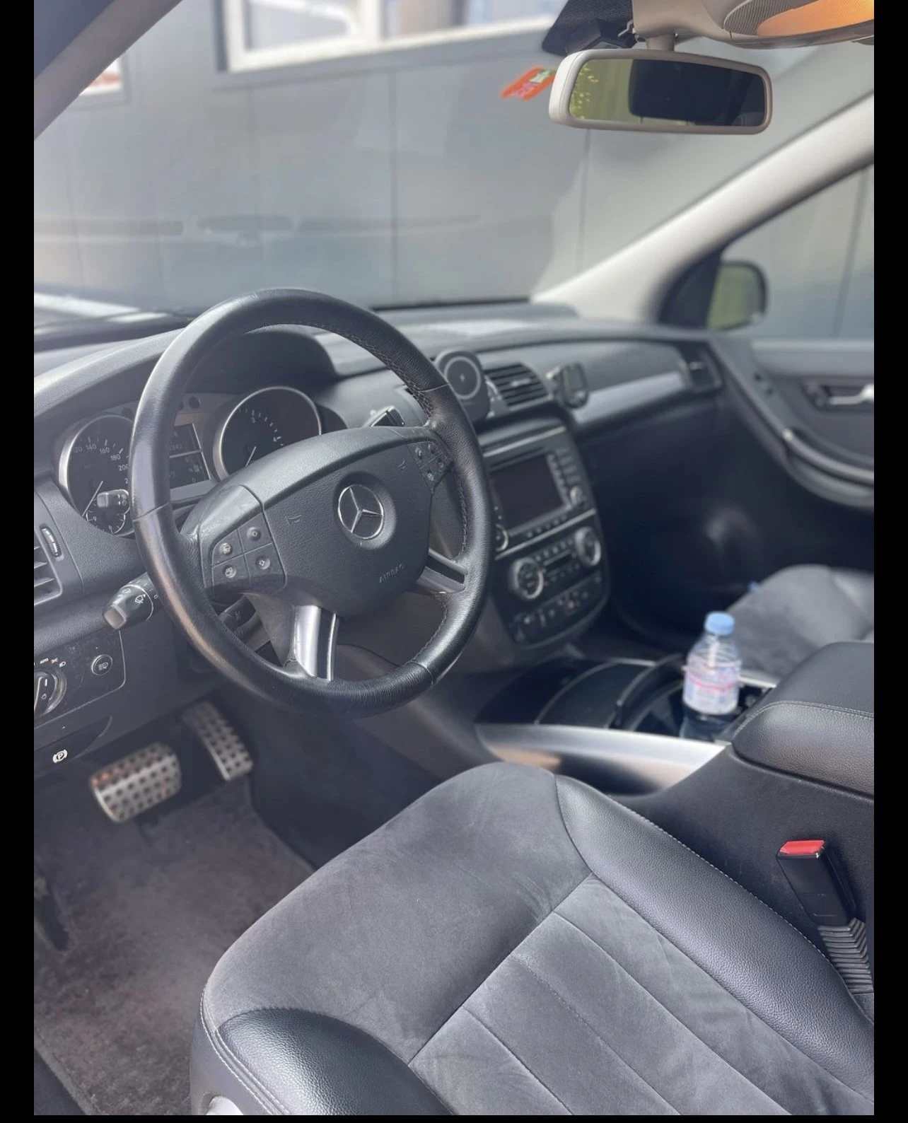 Mercedes-Benz R 320  - изображение 4
