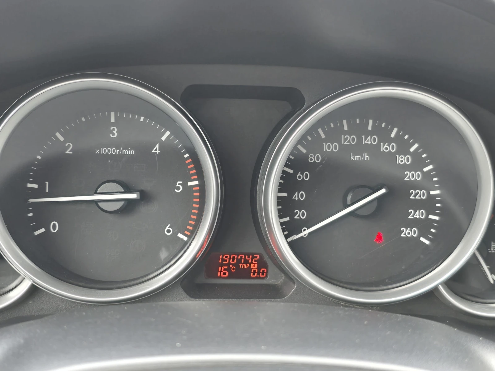 Mazda 6 2.0D/Лизинг - изображение 8