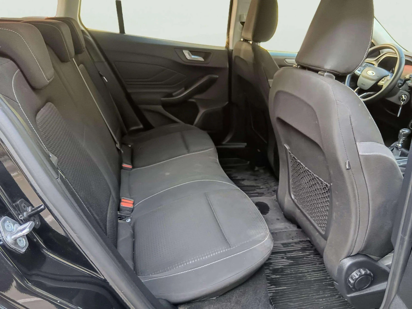 Ford Focus 1.0 EcoBoost | Mobile.bg — изображение 12