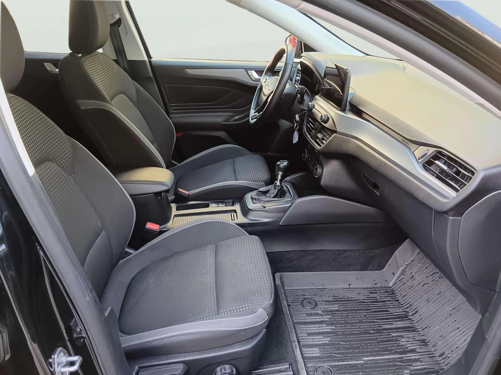 Ford Focus 1.0 EcoBoost | Mobile.bg — изображение 13