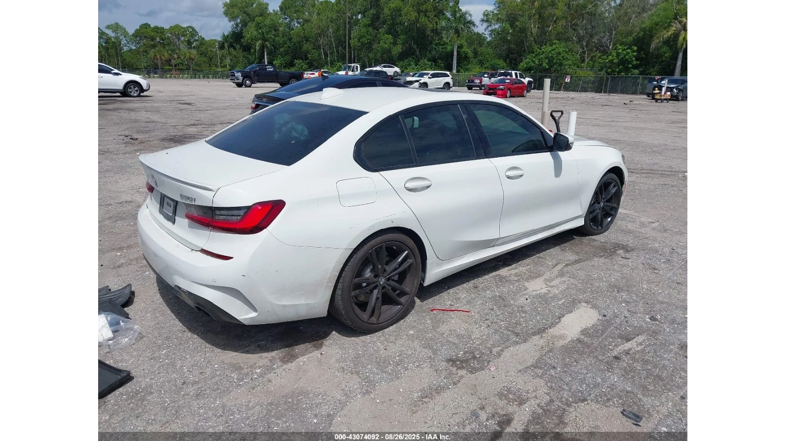 BMW 330  - изображение 8