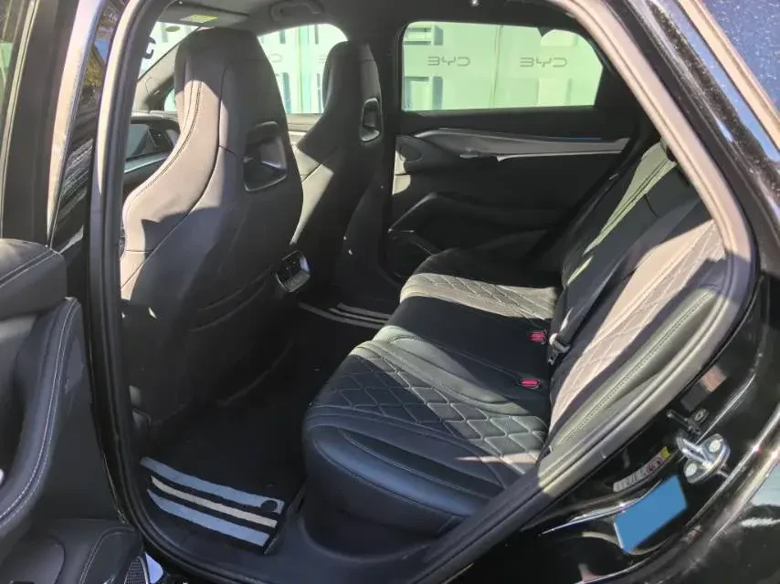 BYD Sealion 7  - изображение 5