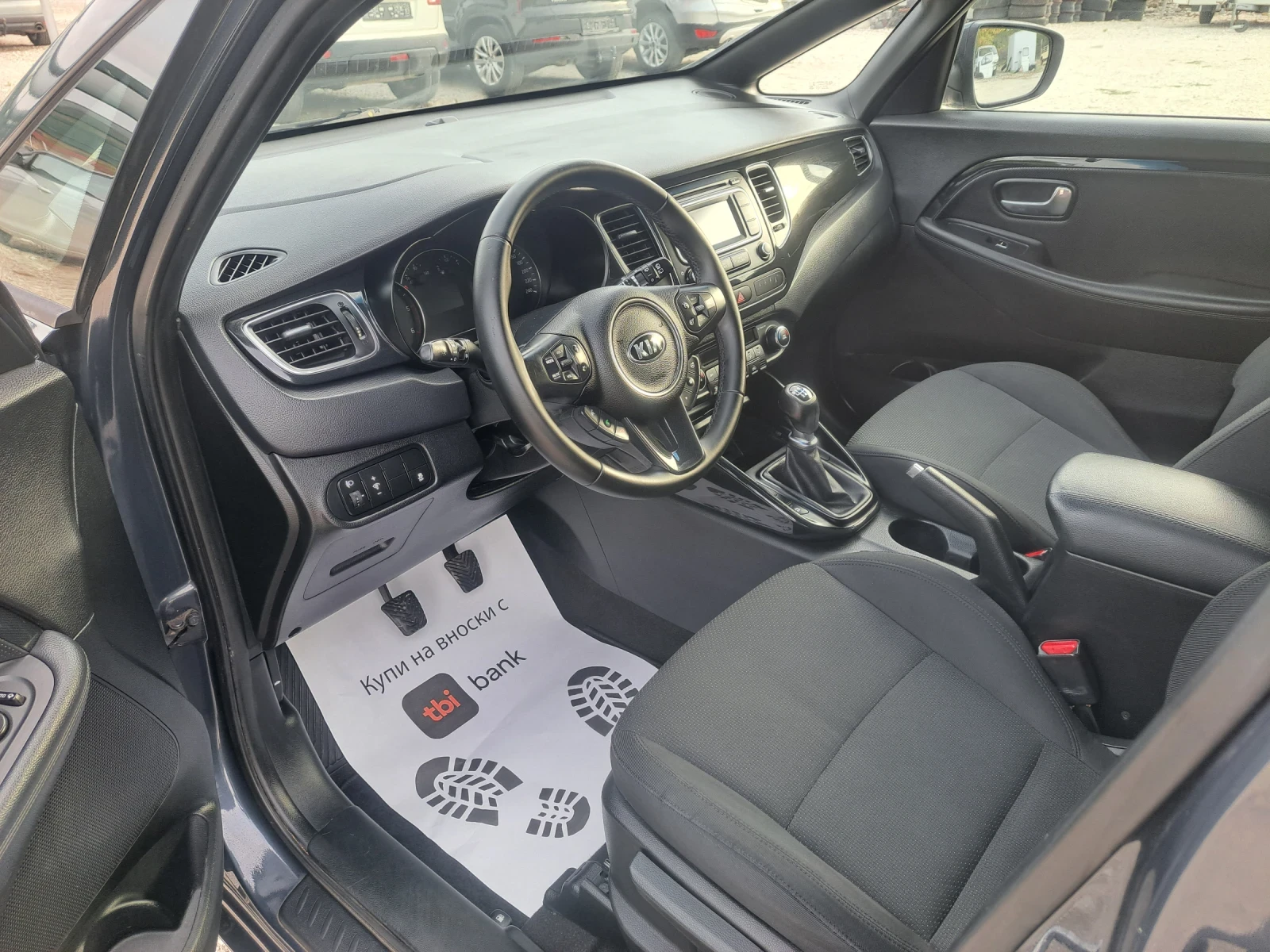 Kia Carens 1.7 CRDI 116k.c - изображение 9