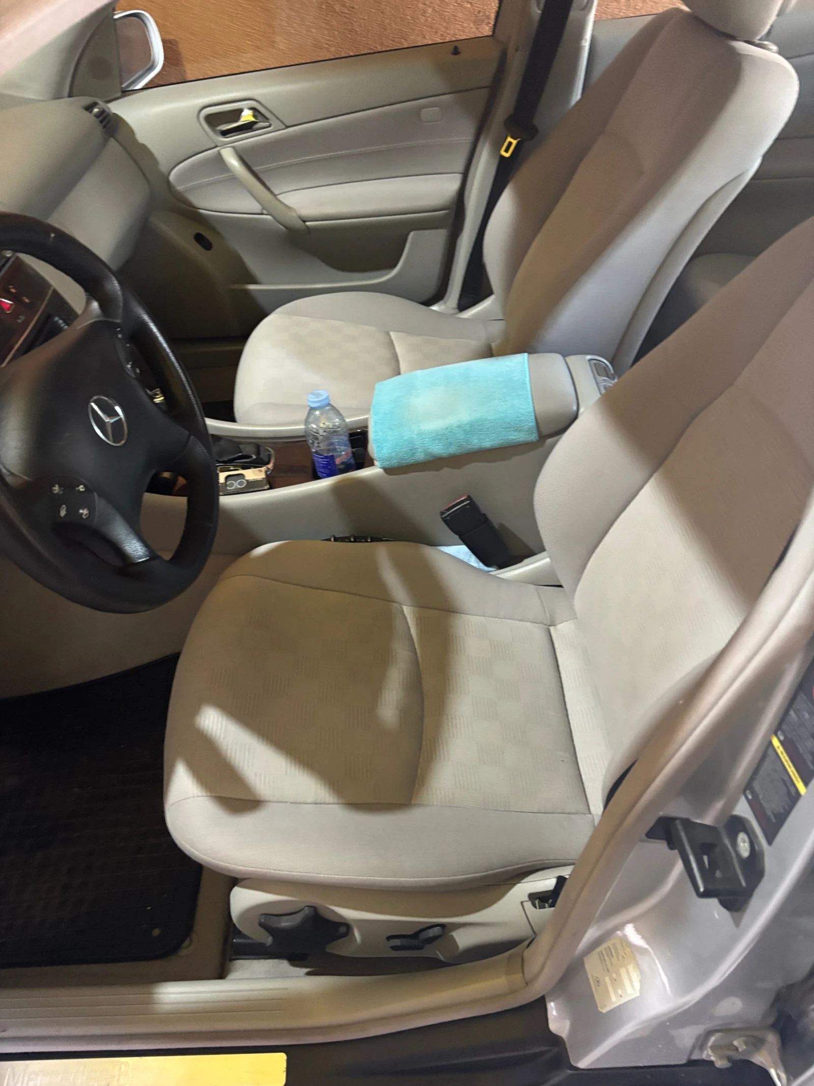 Mercedes-Benz C 200, снимка 3 - Автомобили и джипове - 53737311