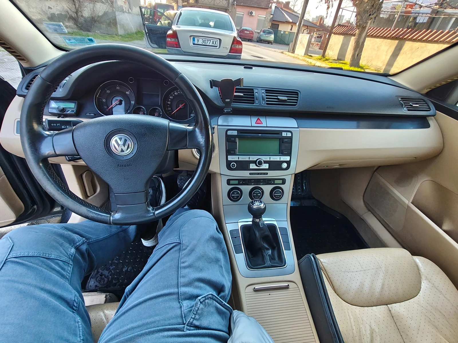 VW Passat, снимка 10 - Автомобили и джипове - 54032875