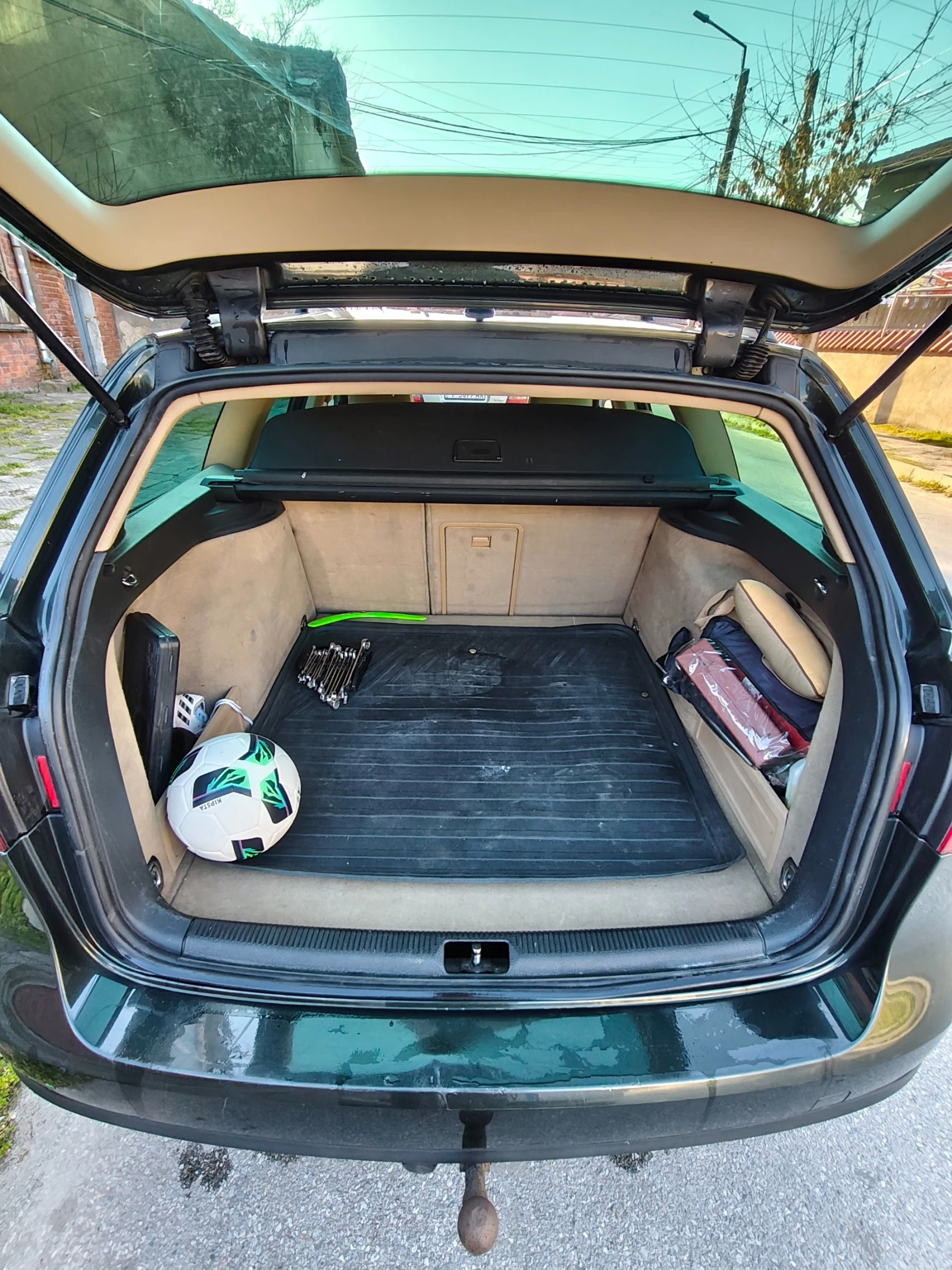 VW Passat, снимка 13 - Автомобили и джипове - 54032875