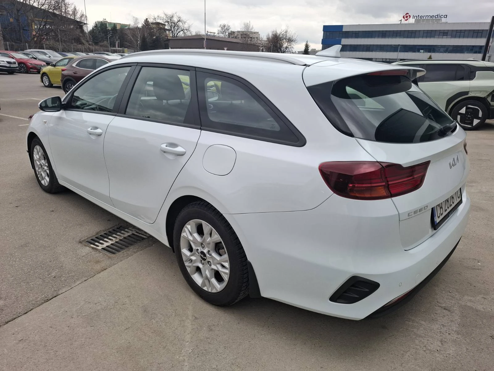 Kia Ceed 1.5 T-gdi SW Comfort Гаранция, снимка 6 - Автомобили и джипове - 54042700
