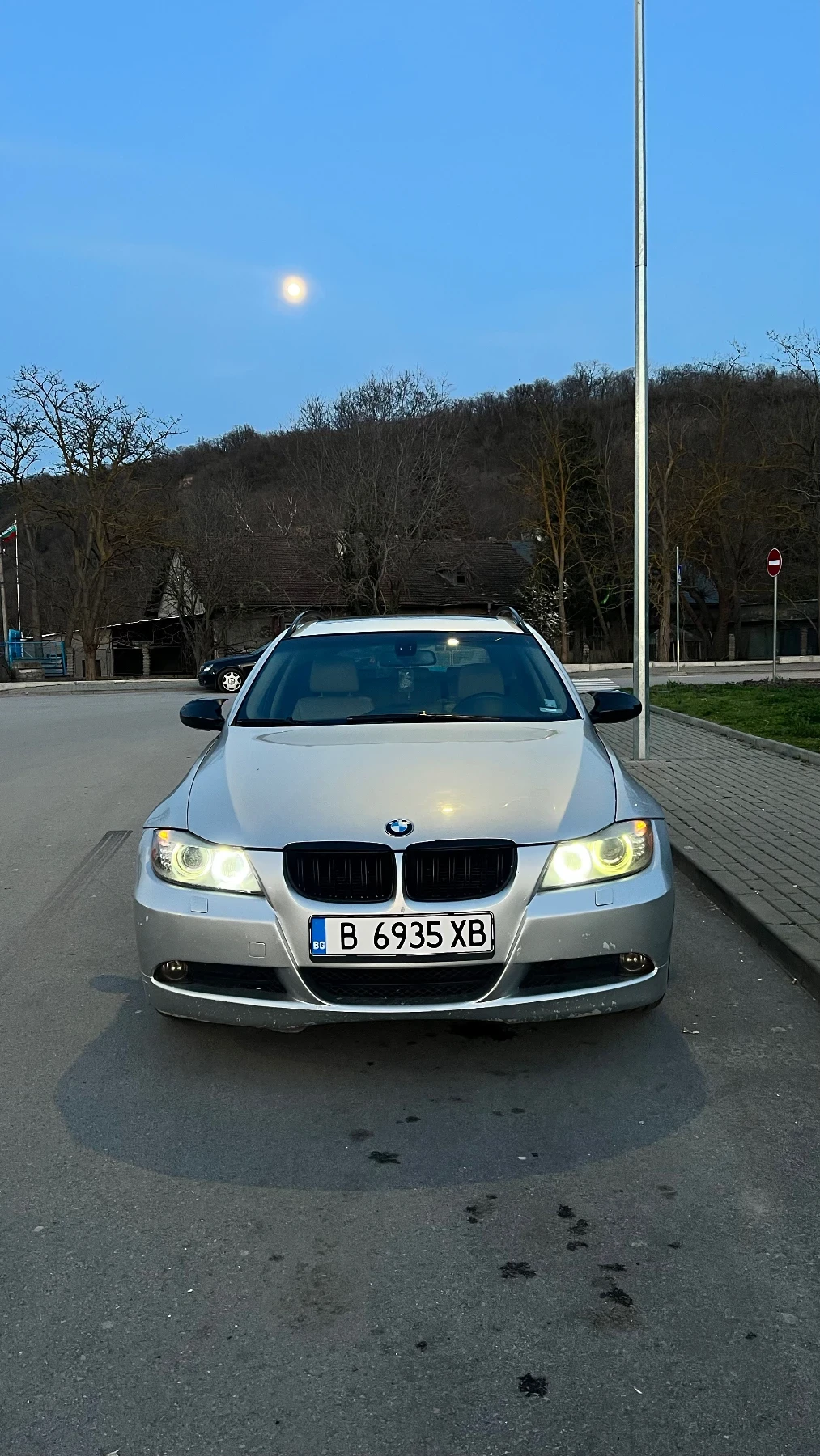 BMW 320