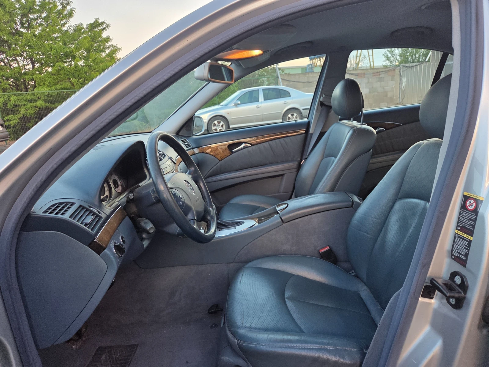 Mercedes-Benz E 280 3, 0CDI177ksAVANTGARDENAVIKOJAAVTOMATIKITALIAEU4, снимка 10 - Автомобили и джипове - 54553506