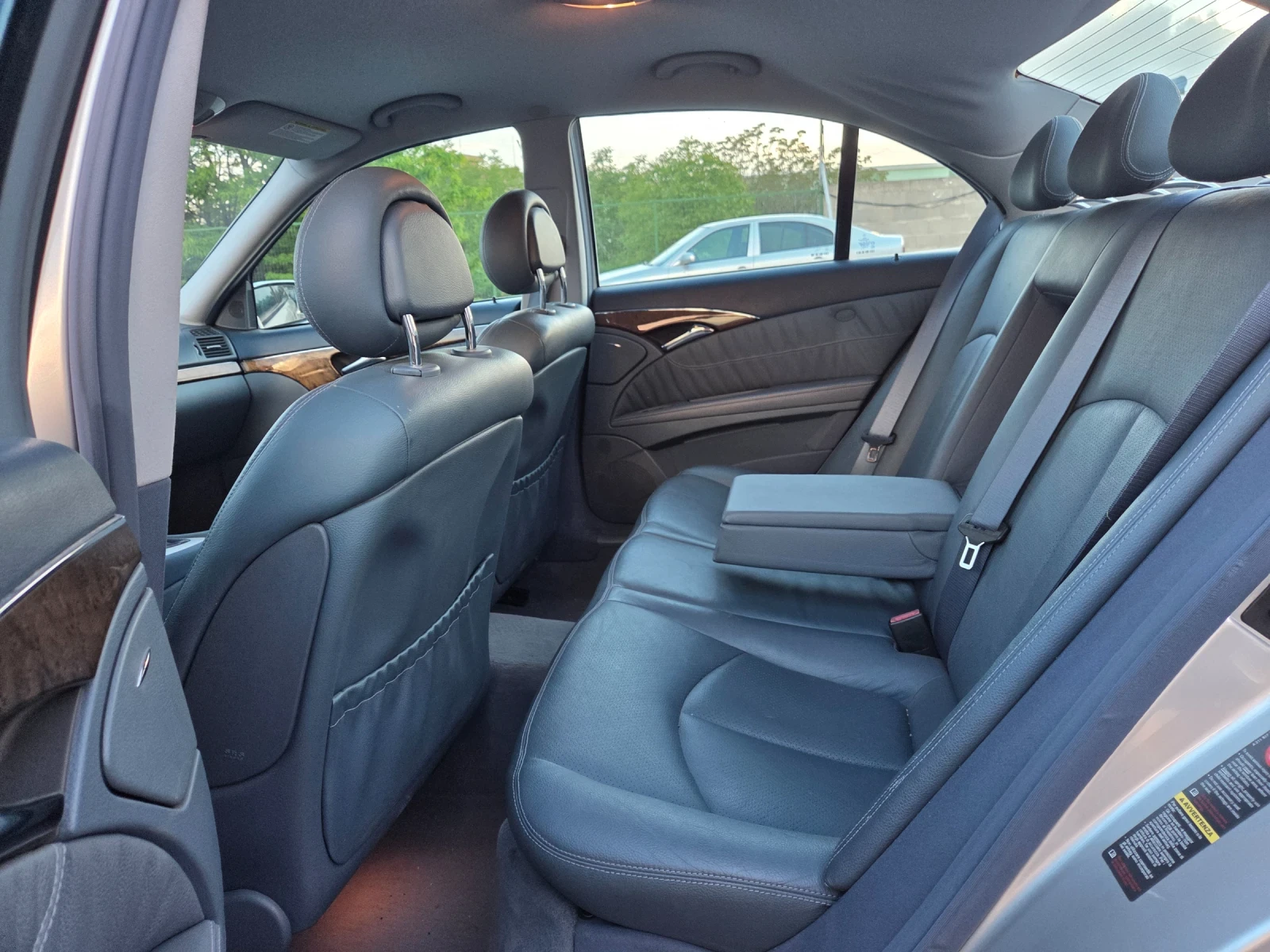 Mercedes-Benz E 280 3, 0CDI177ksAVANTGARDENAVIKOJAAVTOMATIKITALIAEU4, снимка 11 - Автомобили и джипове - 54553506