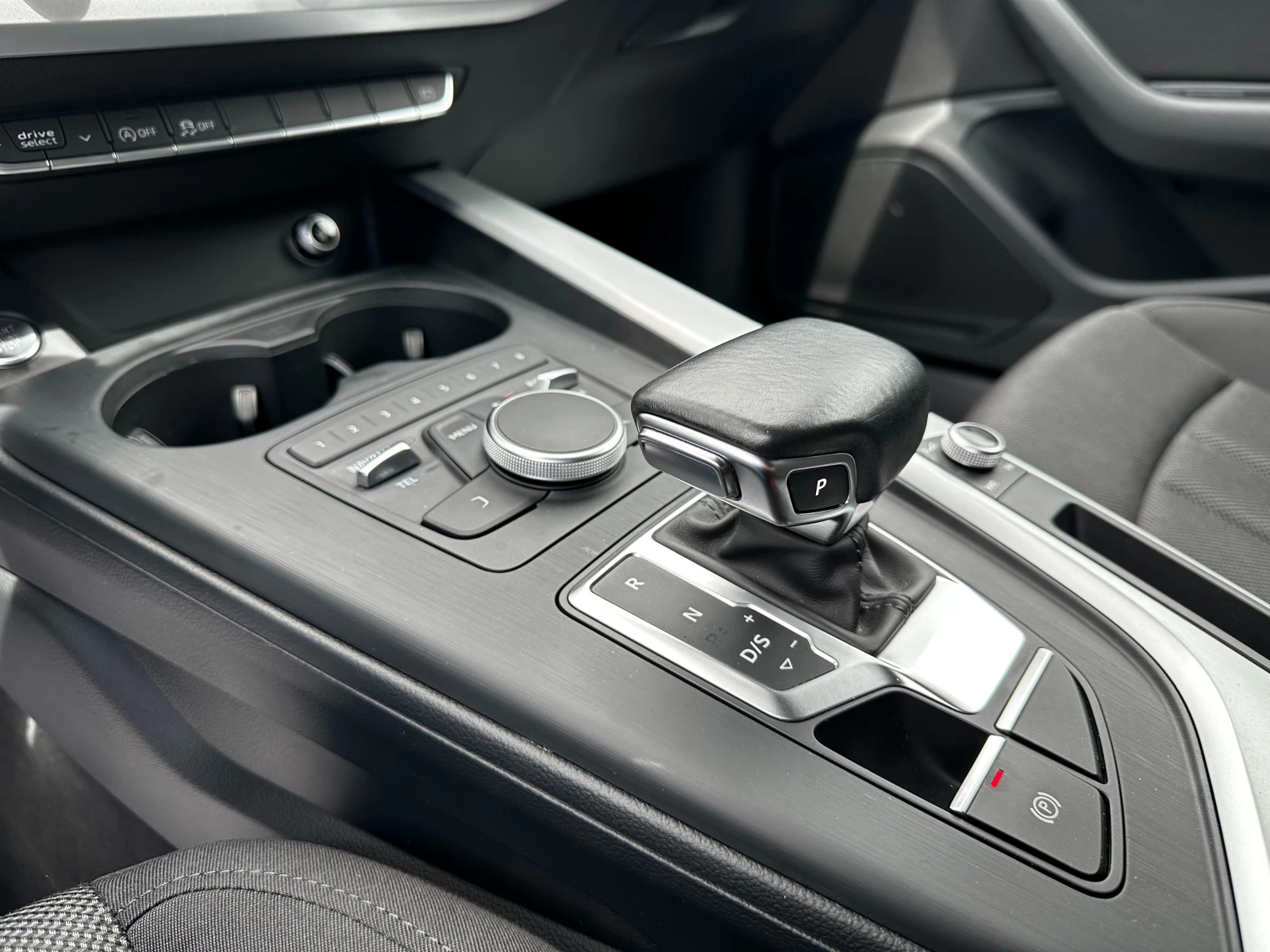 Audi A4 2.0 TDI Quattro-Германия!, снимка 11 - Автомобили и джипове - 54605683