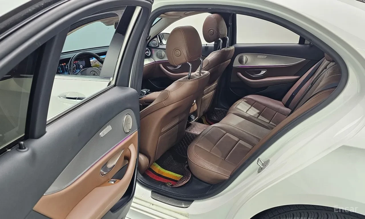 Mercedes-Benz E 350 AMG-пакет* ОБДУХВАНЕ* ПАНОРАМА* , снимка 8 - Автомобили и джипове - 54854145