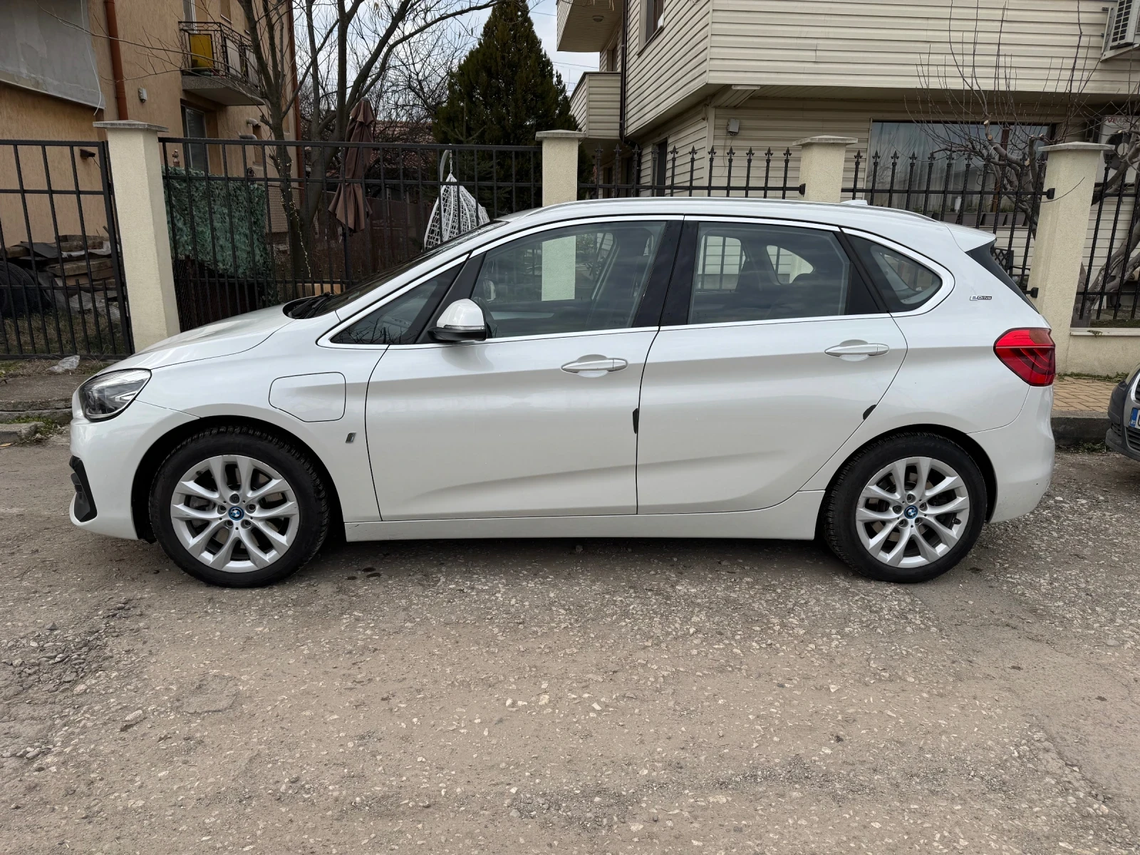 BMW 225, снимка 2 - Автомобили и джипове - 54857989