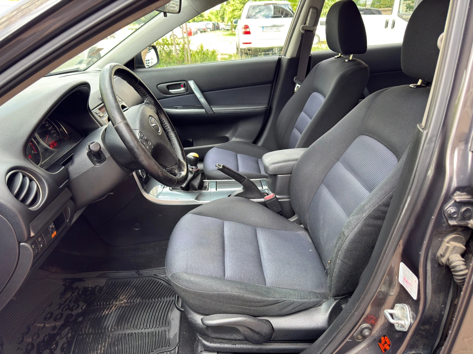 Mazda 6 2.0, снимка 10 - Автомобили и джипове - 54895934