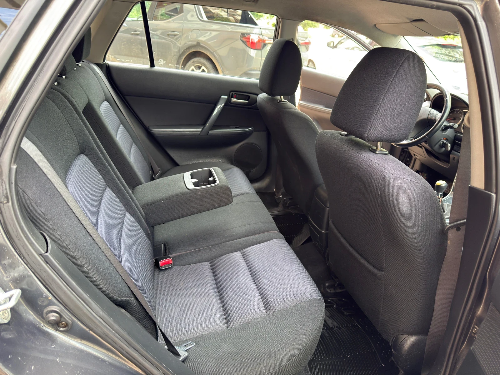 Mazda 6 2.0, снимка 11 - Автомобили и джипове - 54895934