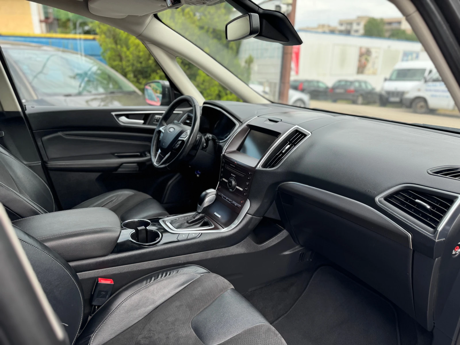 Ford Galaxy 2.0TDCI * TITANIUM* NAVI* DISTRONIC* , снимка 9 - Автомобили и джипове - 55133029