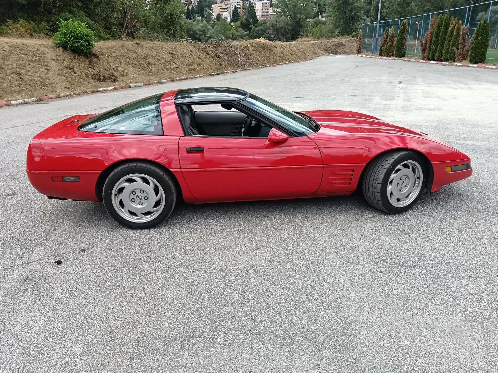 Chevrolet Corvette C4 тарга, снимка 6 - Автомобили и джипове - 55726824