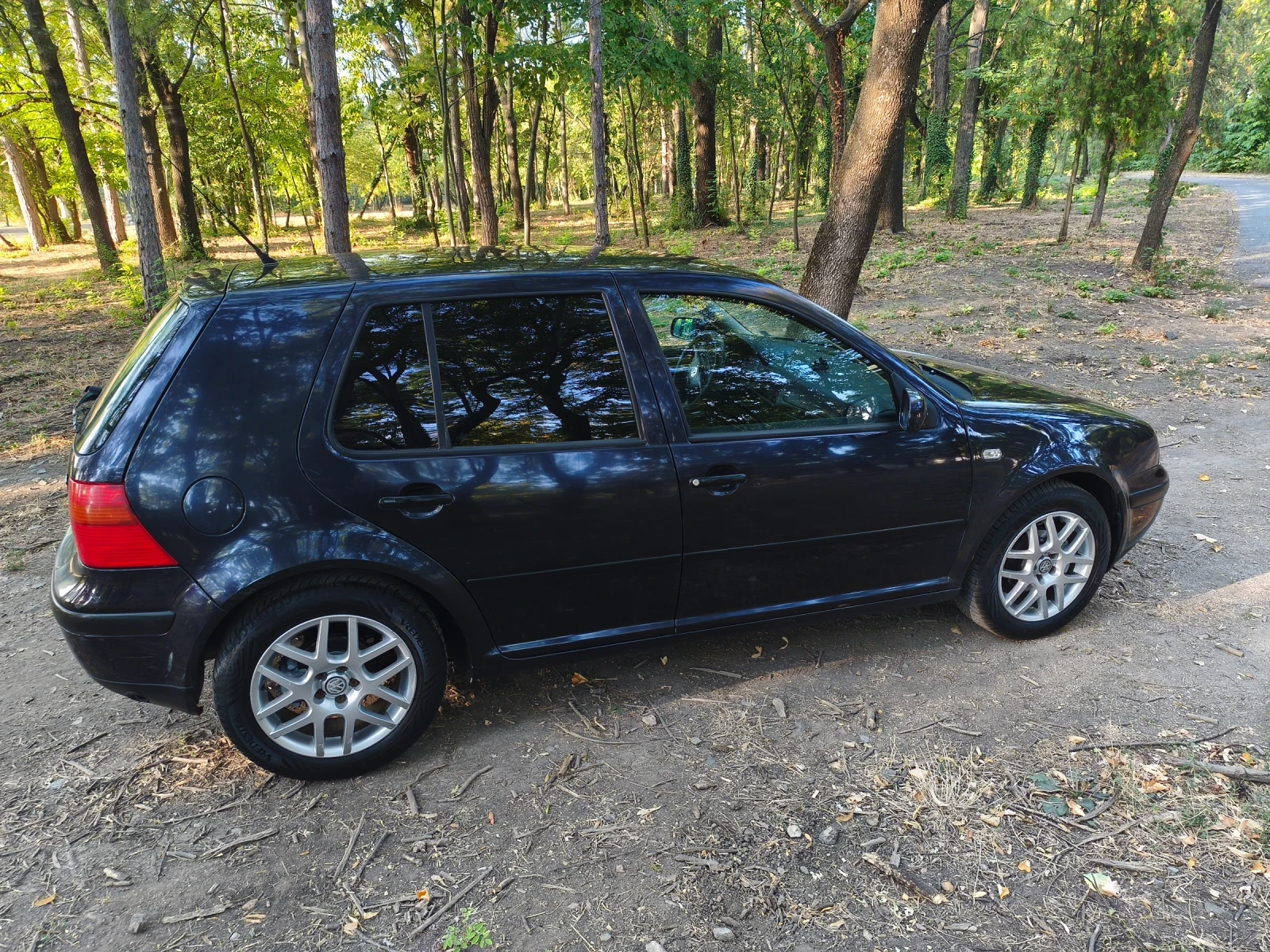 VW Golf 1.6 ГАЗ, КЛИМАТИК , снимка 5 - Автомобили и джипове - 55804805