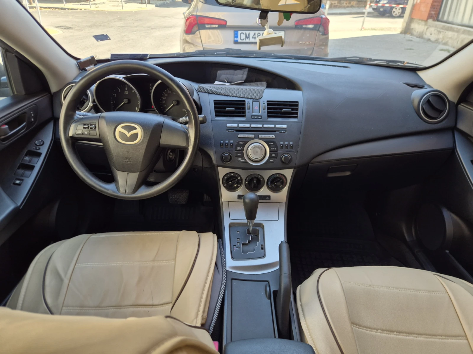 Mazda 3, снимка 10 - Автомобили и джипове - 56154086
