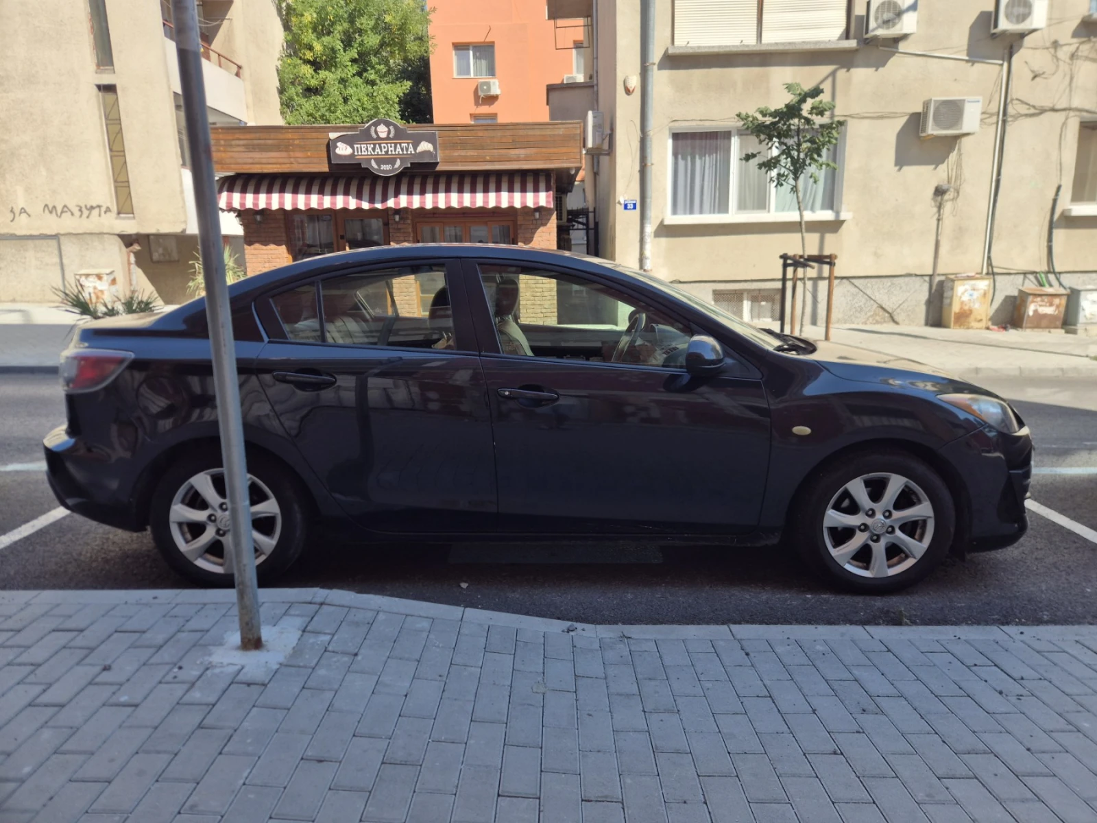 Mazda 3, снимка 3 - Автомобили и джипове - 56154086
